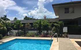 Country Plaza Motor Inn